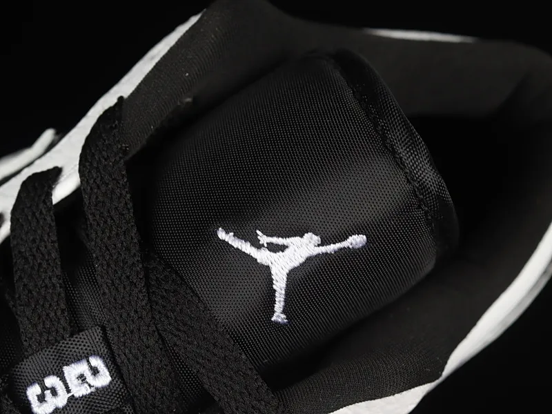 All categories Air Jordan Jordan series basketball shoes Air Jordan 1 Low Z version Air Jordan 1 Low AJ1 Joe 1 black and white panda low-top casual sneakers 553560-101